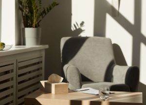 Welcoming therapy office in London, Ontario for burnout support with Psychotherapist